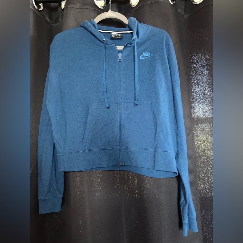 Nike Blue Cropped Long Sleeve Hoodie